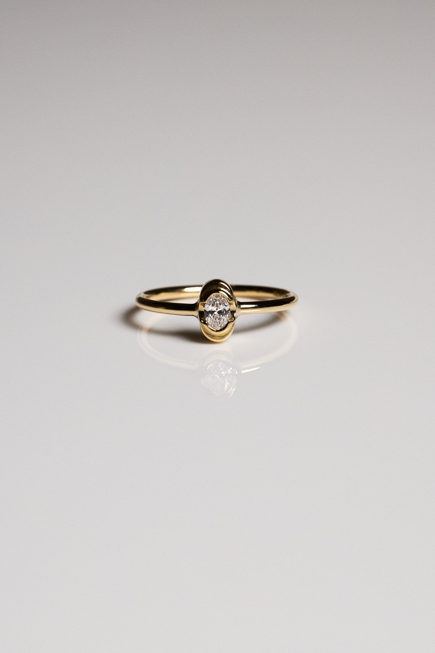 Mini Oval Diamond Ring | 9K White Gold