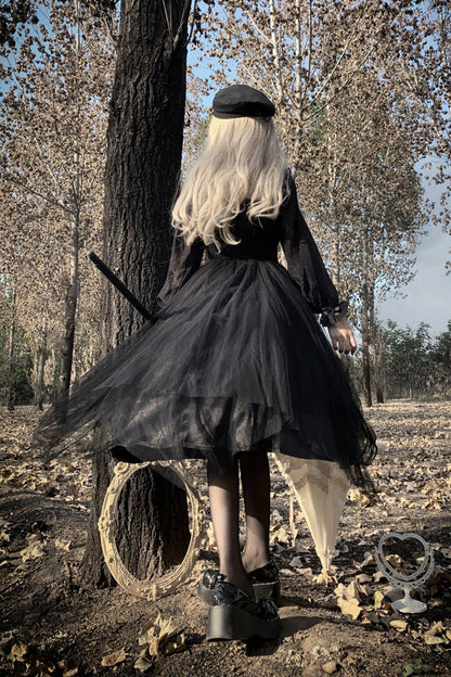 Black Long Sleeves Ruffle Bowknot Stitching Lace Gothic Plus Size Lolita Dress