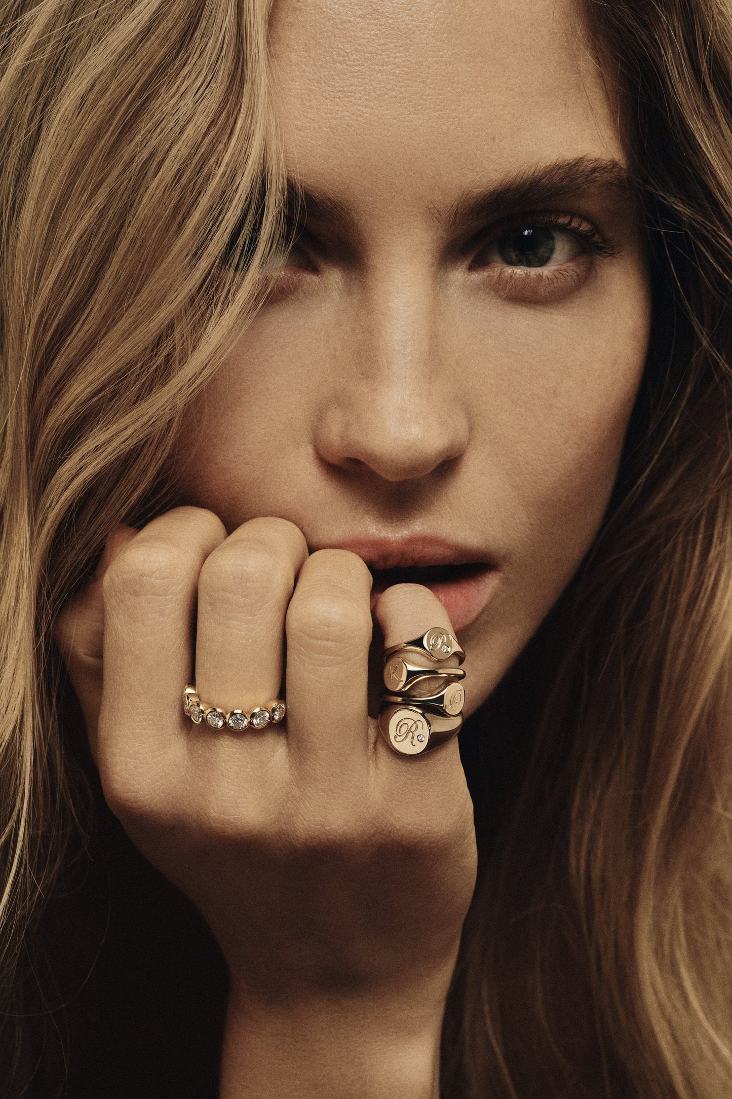 Oval Signet Ring | Yellow Gold