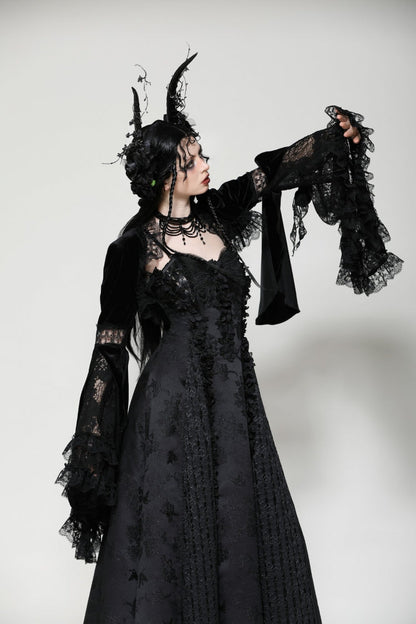 Black Long Puff Flared Sleeves Ruffled Lace Spliced Velvet Women's Gothic Cape