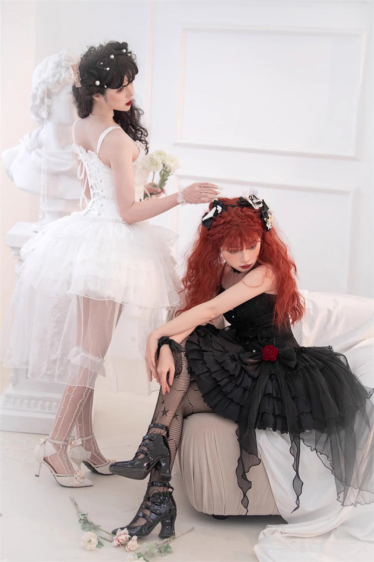 Black High Waisted Multi-layer Rose Bowknot Lace-Up Gothic Lolita Jsk Dress