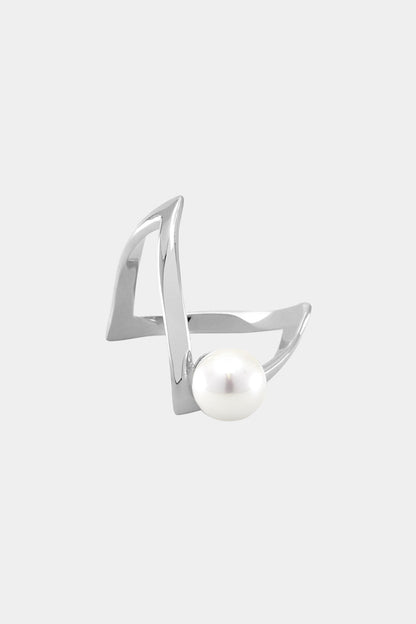 En Pointe Pearl Ring | Silver