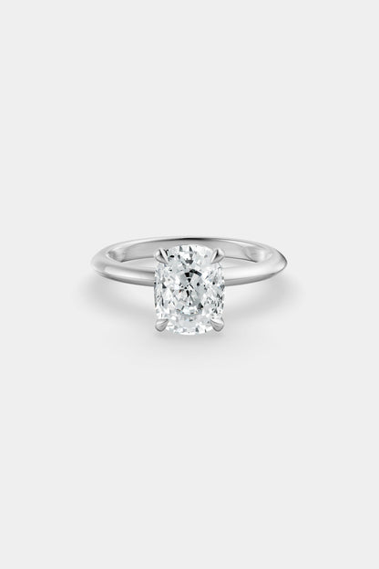 Diamond Solitaire Ring | Gwen Band