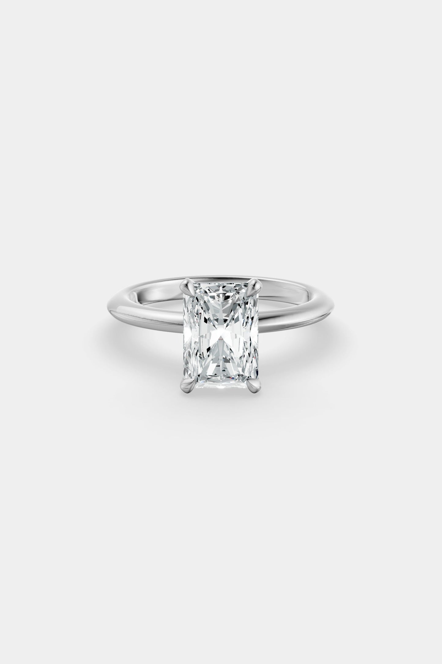 Diamond Solitaire Ring | Gwen Band