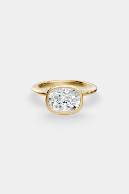 East West Diamond Bezel Solitaire Ring | Gwen Band