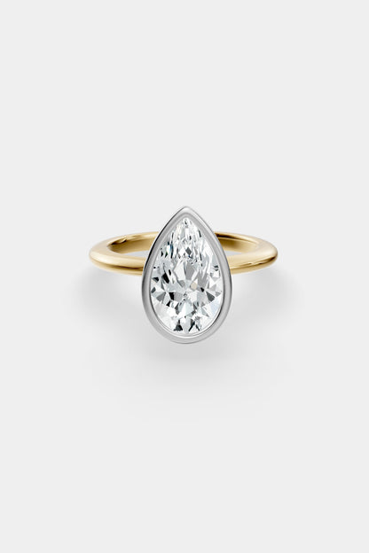 Diamond Bezel Solitaire Ring | Gwen Band