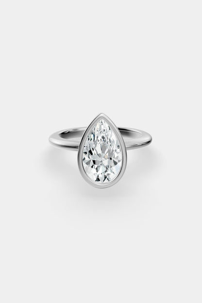 Diamond Bezel Solitaire Ring | Gwen Band