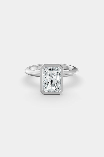 Diamond Bezel Solitaire Ring | Gwen Band