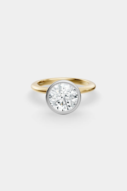 Diamond Bezel Solitaire Ring | Gwen Band
