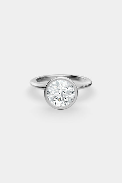 Diamond Bezel Solitaire Ring | Gwen Band
