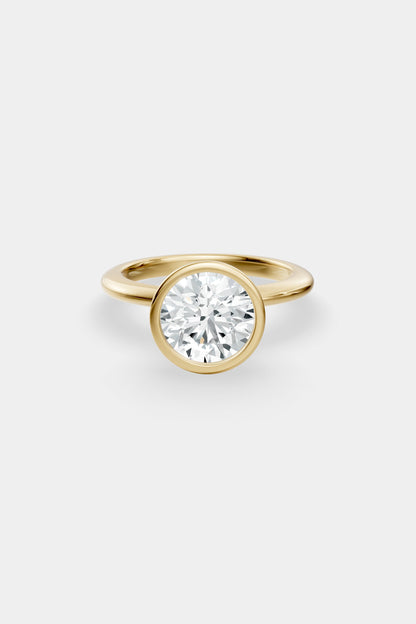 Diamond Bezel Solitaire Ring | Gwen Band