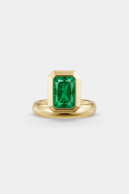 Framed Radiant Bezel Ring | Rounded Band