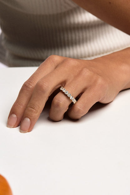 Round Diamond Half Band | 18K Yellow Gold