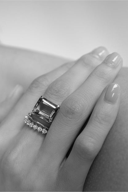 Buttercup Ring | White Gold