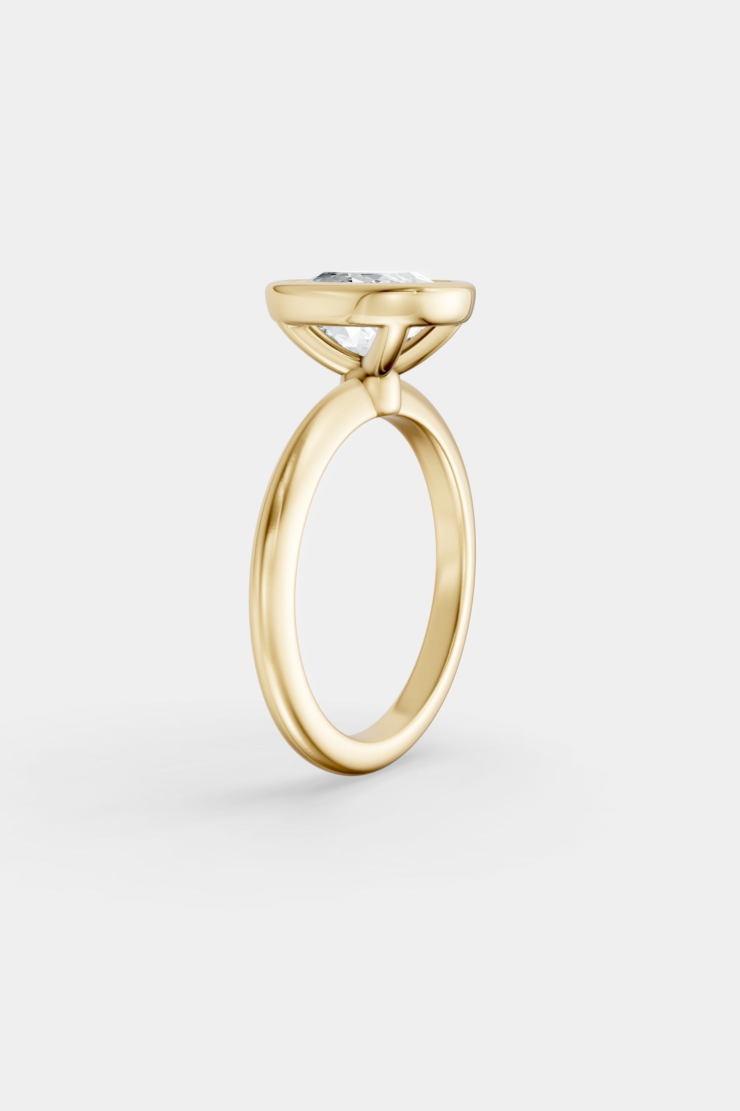 Diamond Bezel Solitaire Ring | Gwen Band
