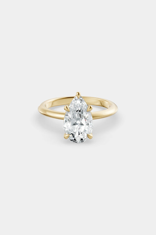 Diamond Solitaire Ring | Gwen Band