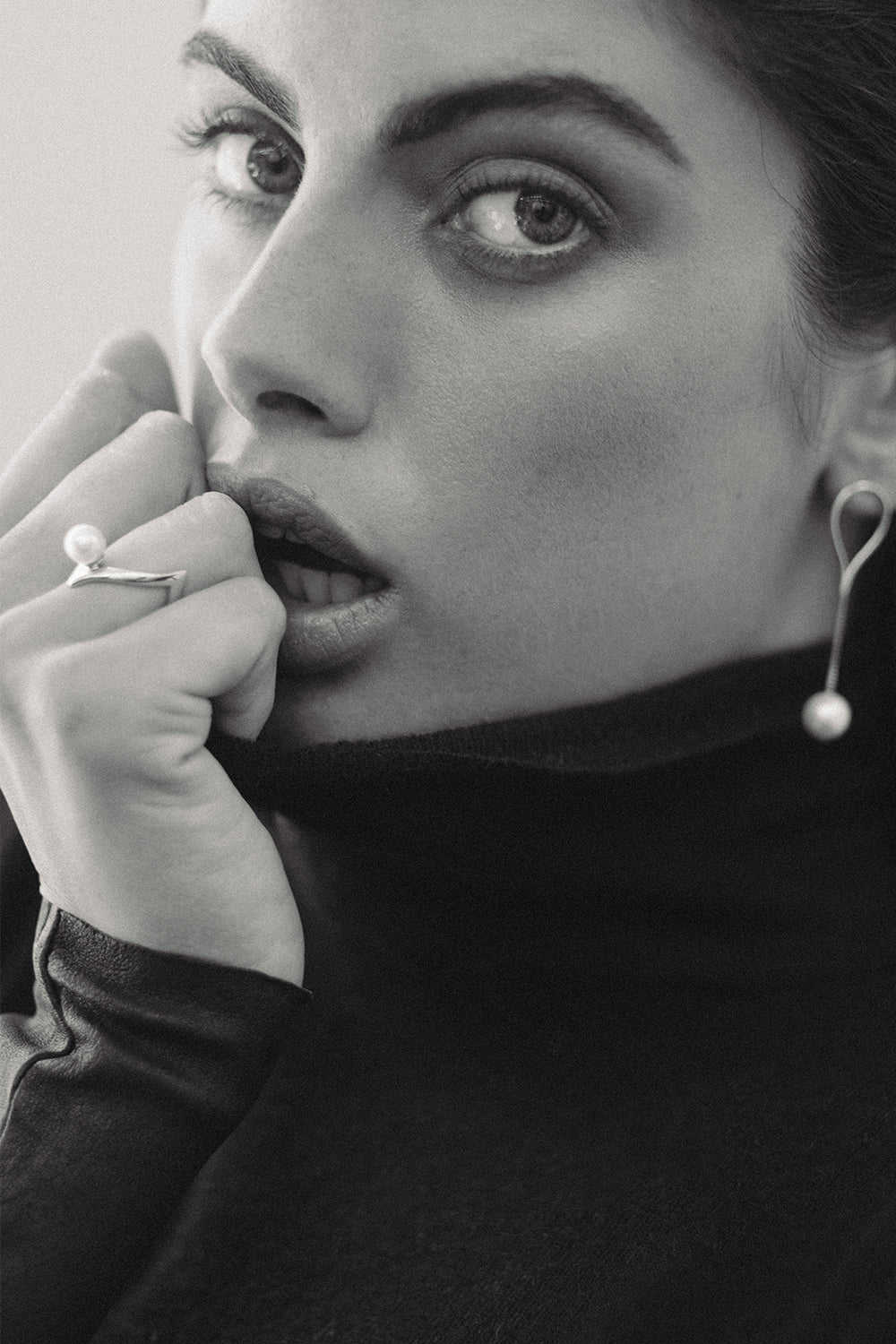 En Pointe Pearl Ring | Silver