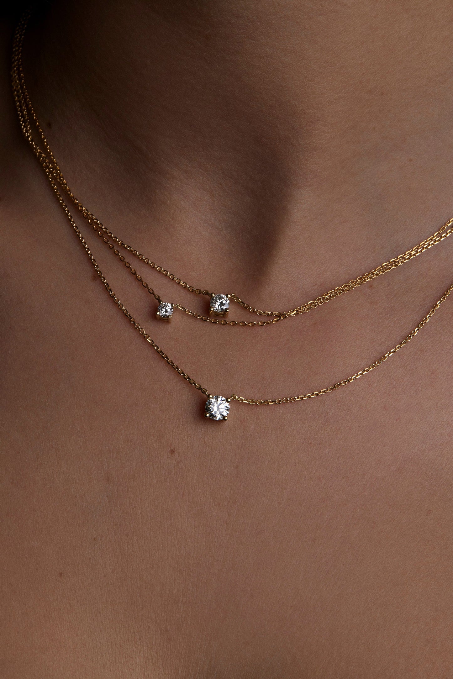 Round Diamond Necklace | 18K Gold