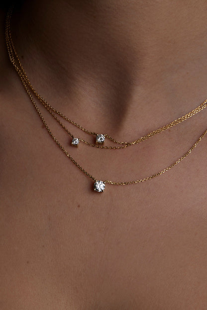 Round Diamond Necklace | 18K Gold