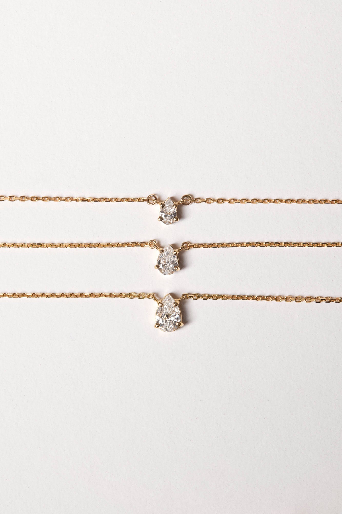 Pear Diamond Necklace | 18K Gold