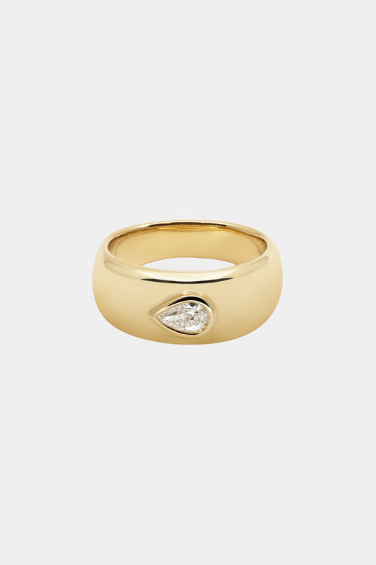 Pear Diamond Bezel Blob Ring | 18K Yellow Gold