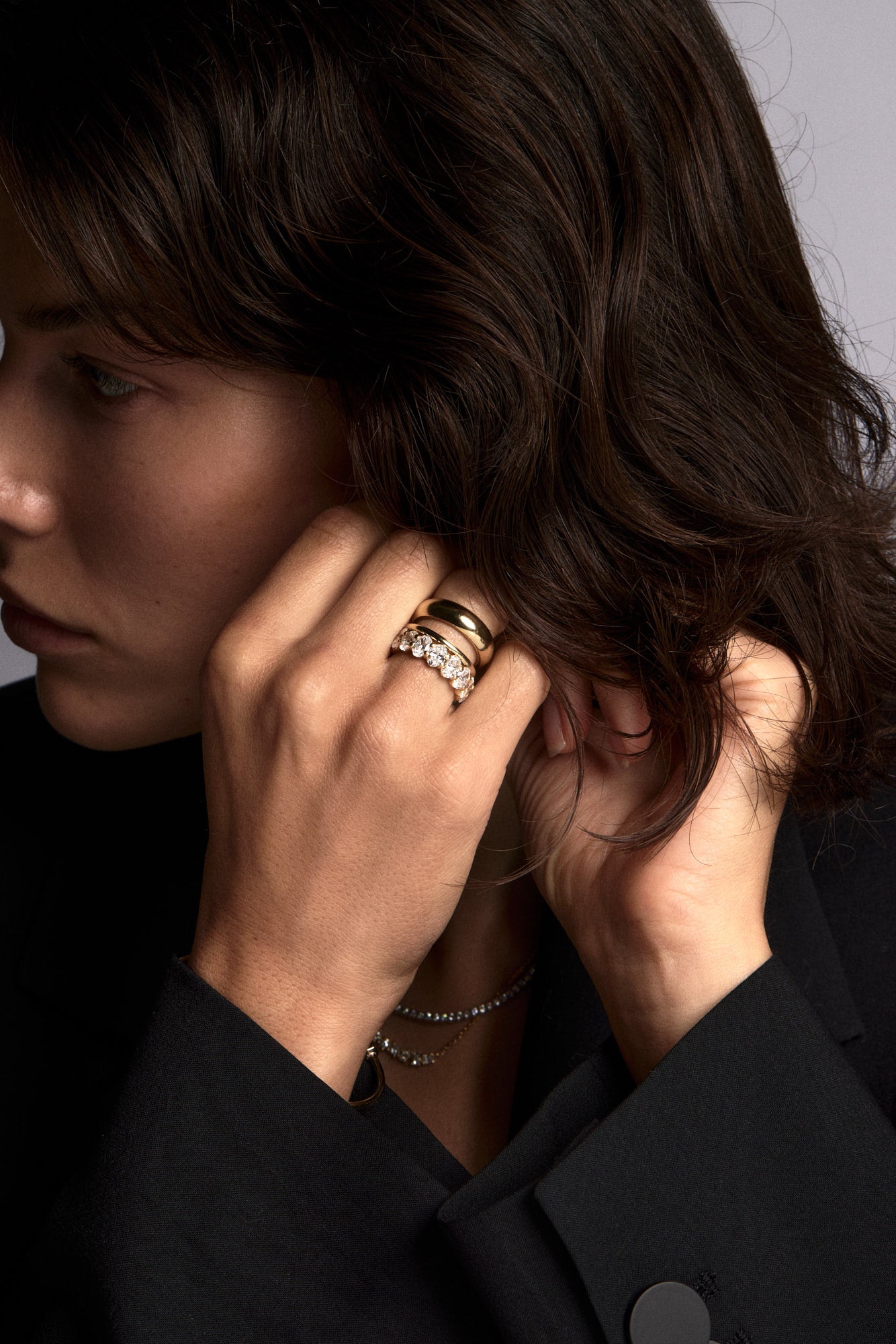 Oval Diamond Eternity Ring | 18K Gold