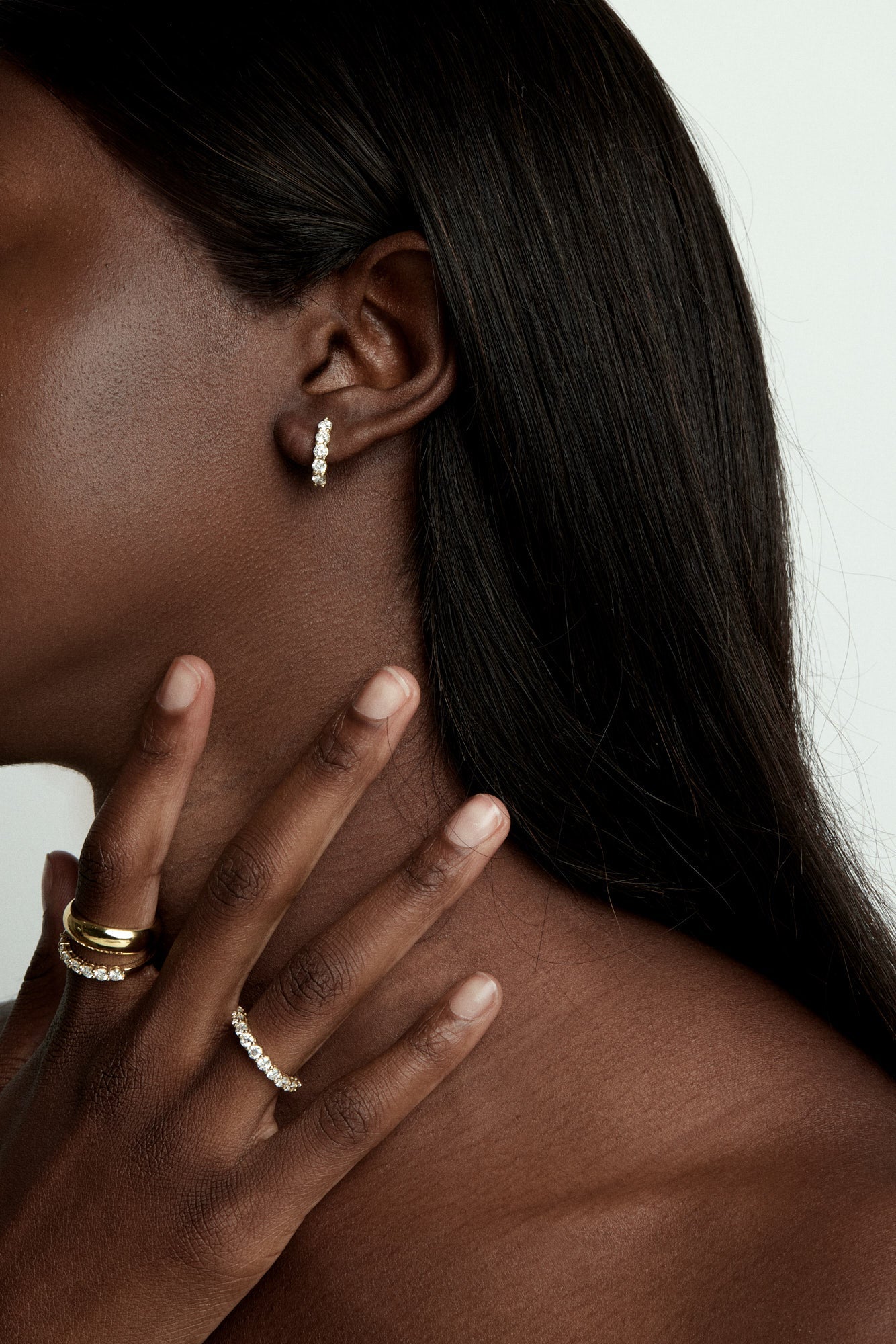 Round Diamond Half Band | 18K Yellow Gold