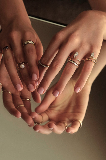 Baguette Diamond Ring | Yellow Gold