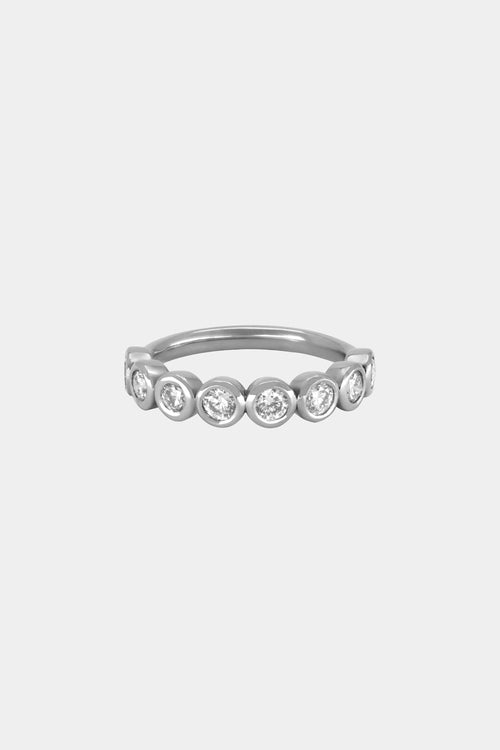 Round Diamond Bezel Band | 18K White Gold