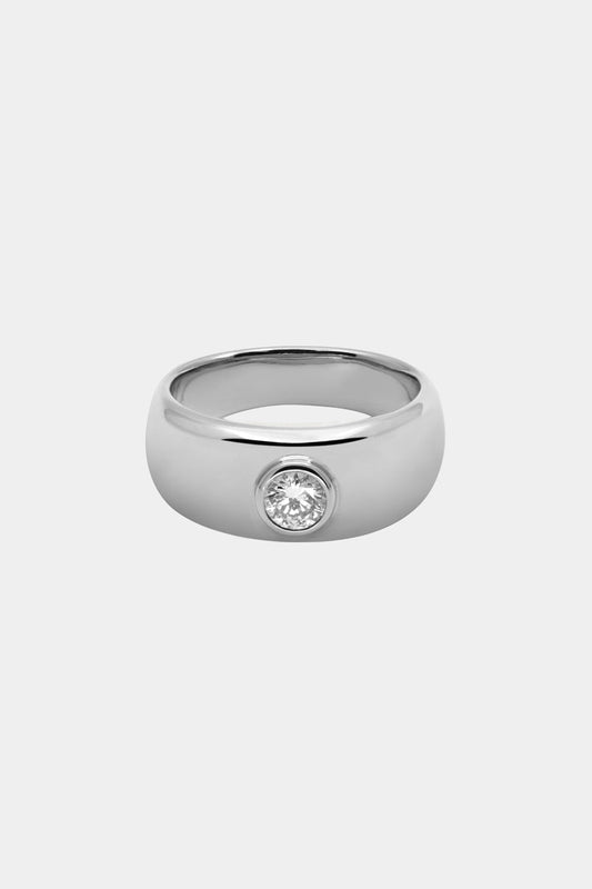 Round Diamond Bezel Blob Ring | 18K White Gold