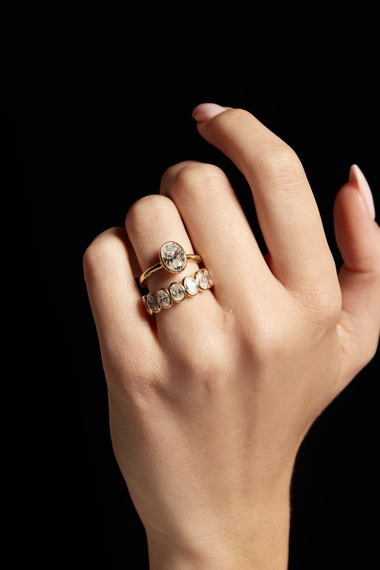 Oval Bezel Diamond Half Band | Gold