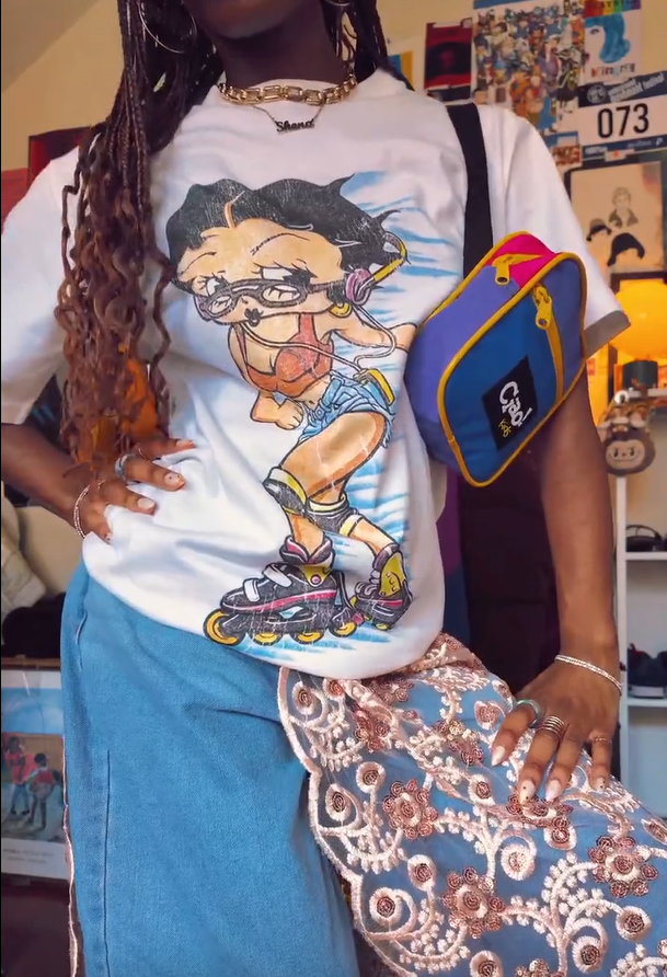 Betty Blades 90's Vintage Washed White T-Shirt