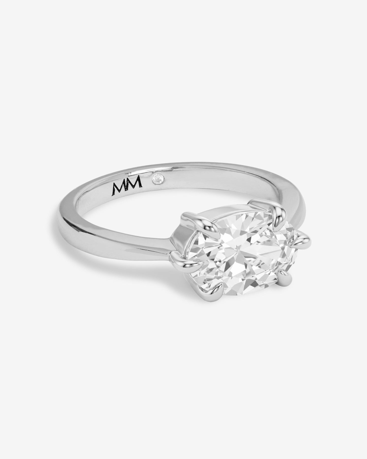 She's on Point Ring - Silver|White Diamondettes