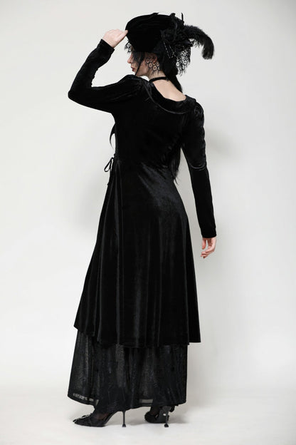 Black Long Sleeves Eyelets Side Slit Women's Gothic Maxi Dresses Wedding Dress