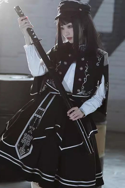Black Battle of Thorns Print Ruffle Gothic Military Handsome Lolita Skirt