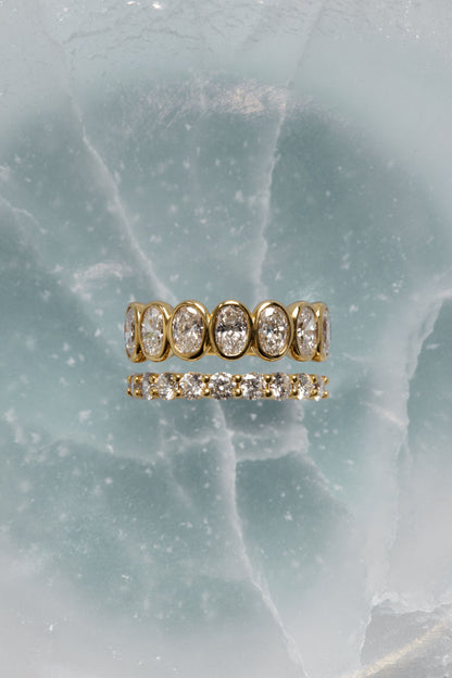 Oval Bezel Diamond Half Band | Gold