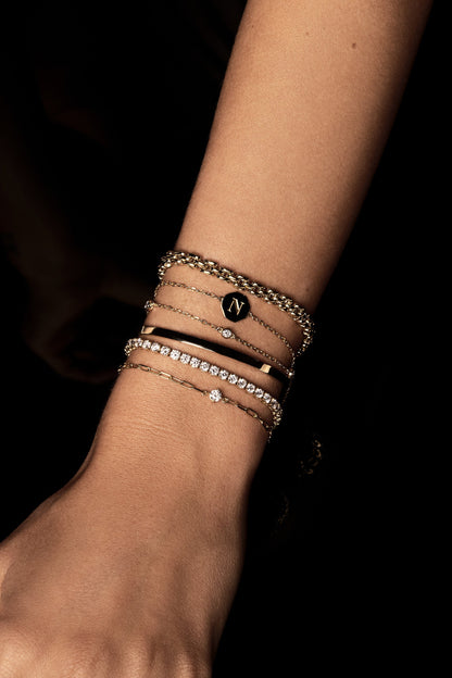 Letter Bracelet | 9K Yellow Gold