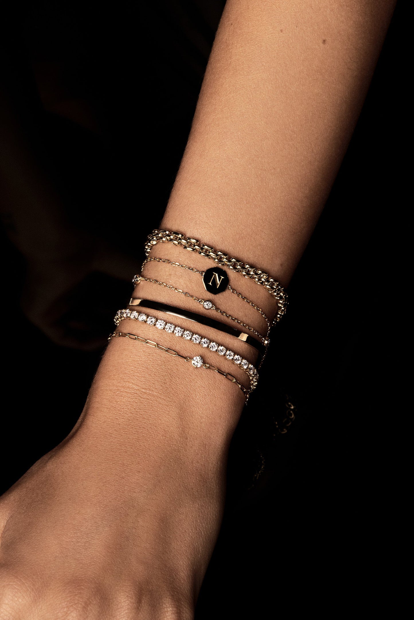 Letter Bracelet | 9K White Gold