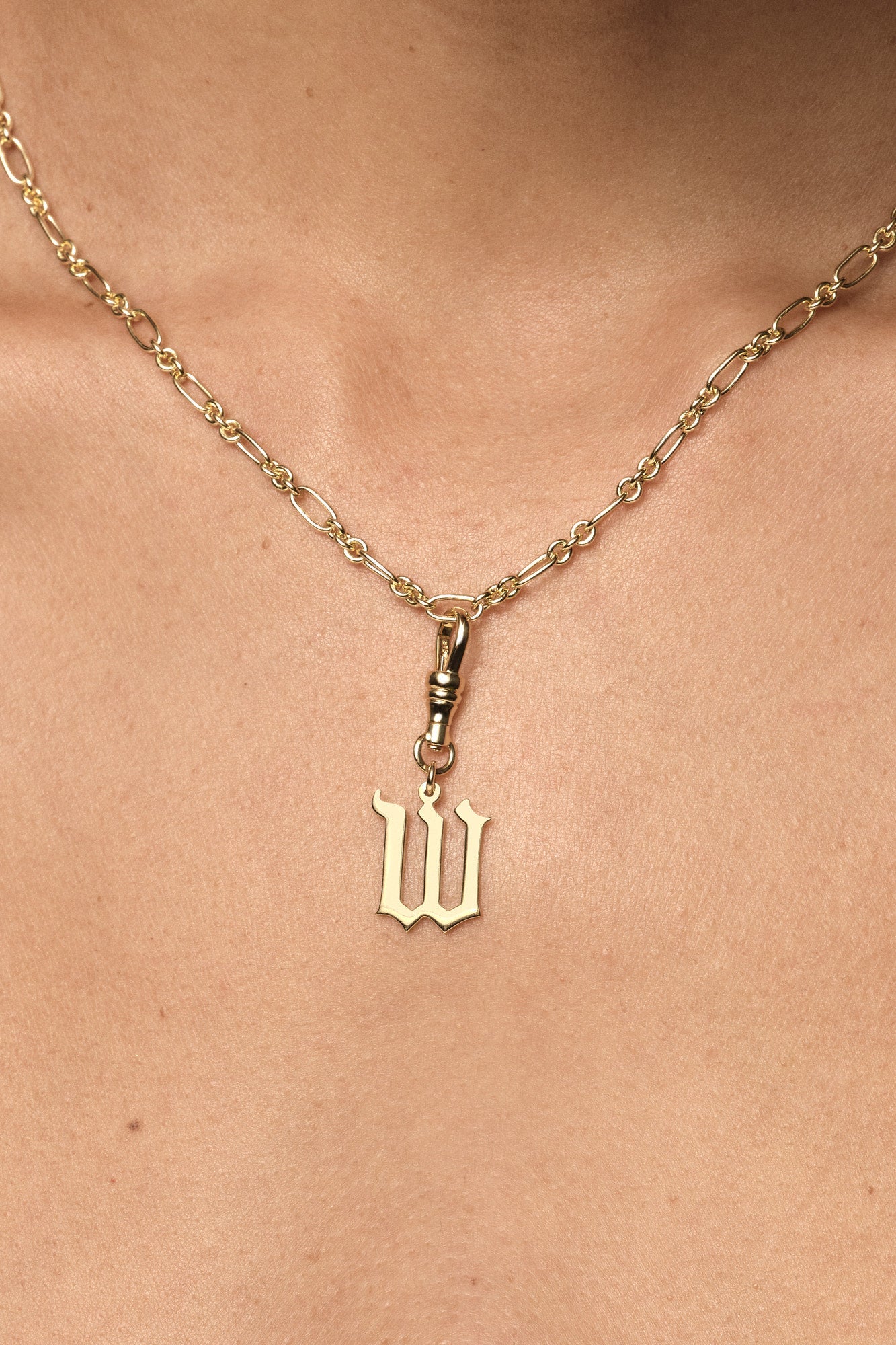 Large Gothic Letter Pendant | 9K White Gold