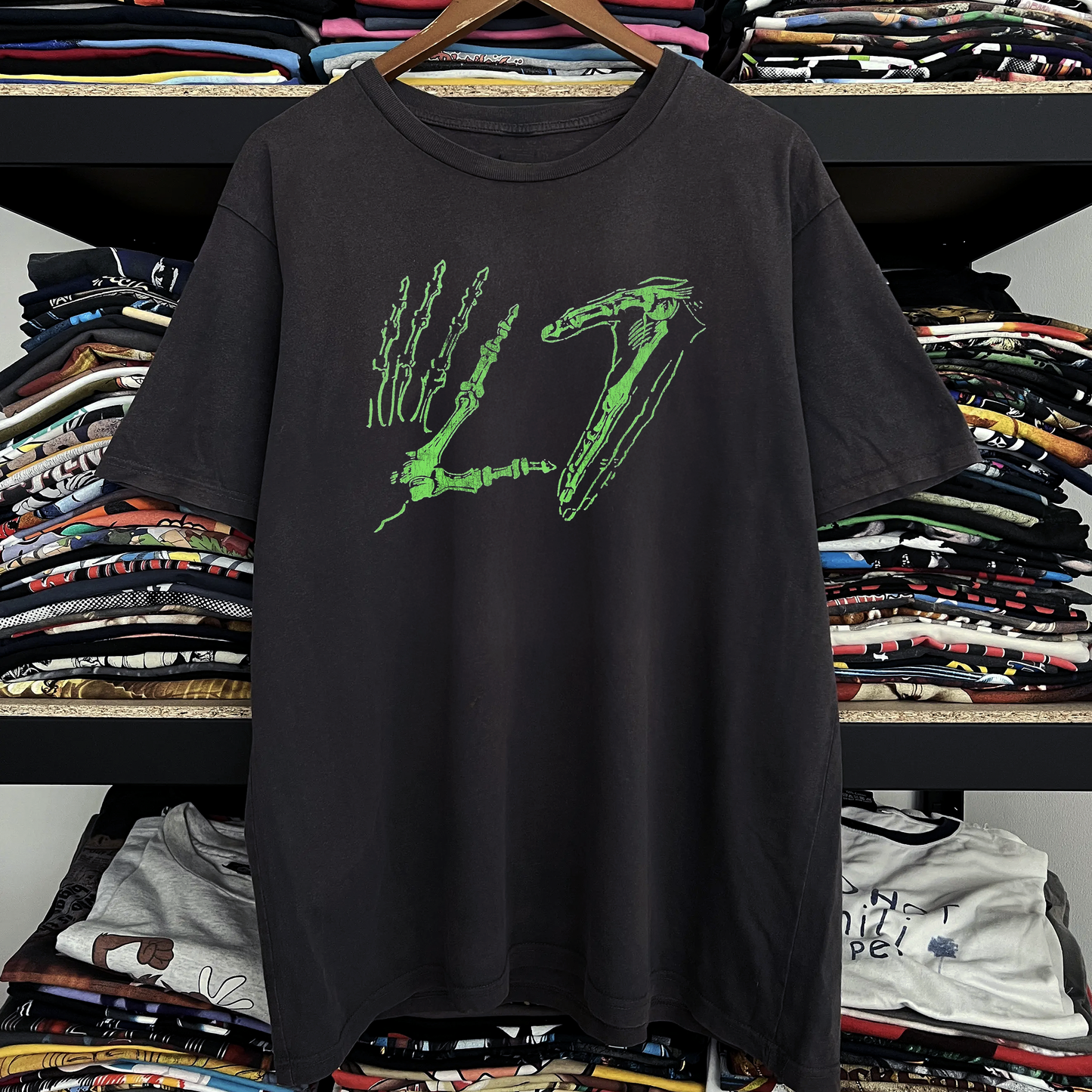 90s L7 Hand Sign Washed Black Tee
